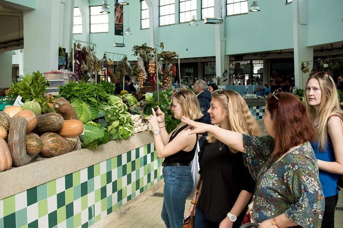 Market Tour, Cooking Class and Lunch at Mercado De Arroios - Good To Know