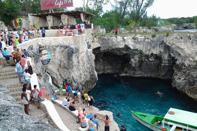 Montego Bay Excursion Negril 7 Miles Beach, Ricks Cafe and Time Square Shopping - Tour Overview