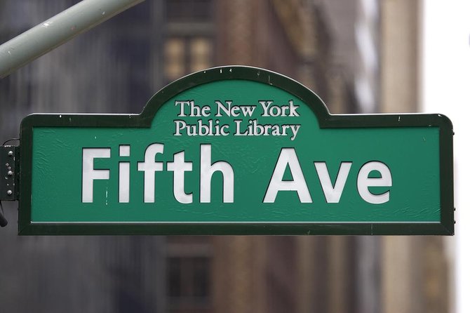 New York City Christmas Holiday Lights and Markets Walking Tour - Good To Know