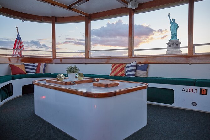 New York City Day Cruise by Statue of Liberty on Small Yacht - Good To Know