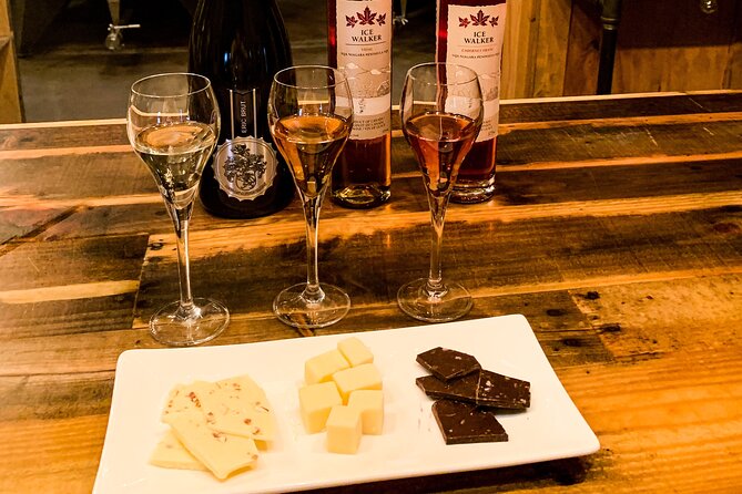 Niagaras Decadent Sparkling and Icewine Tasting - Good To Know