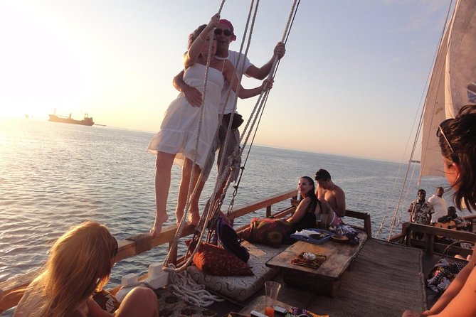 Omani Dhow:Coastal and Sunset Cruise - Key Points