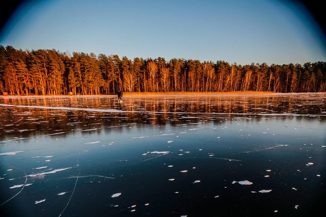 One-Day Hiking Tour in Gražutė Regional Park, Lithuania
