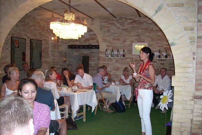Organic Wine Tasting & Professional Tasting of Olive Oil in the OIL MUSEUM - Good To Know