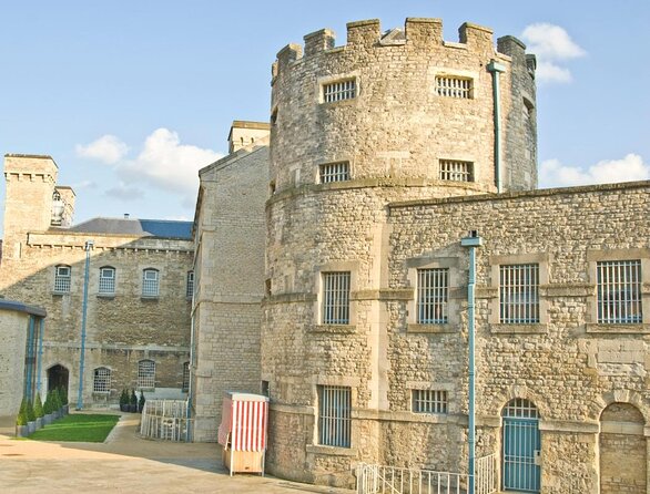 Oxford Tour App, Hidden Gems Game and Big Britain Quiz (1 Day Pass) UK - Good To Know