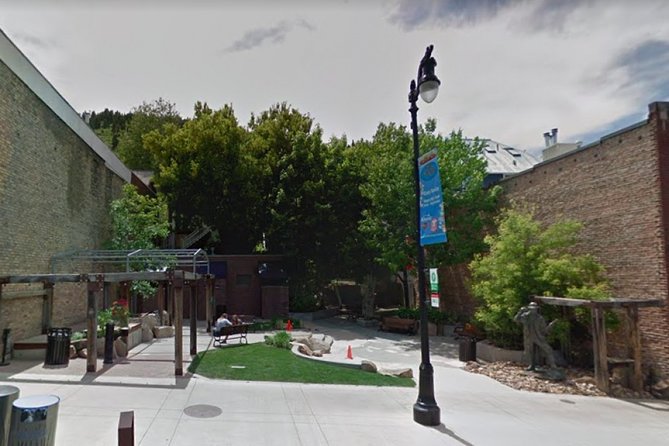 Park City Scavenger Hunt: Between The Slopes - About Your Stay