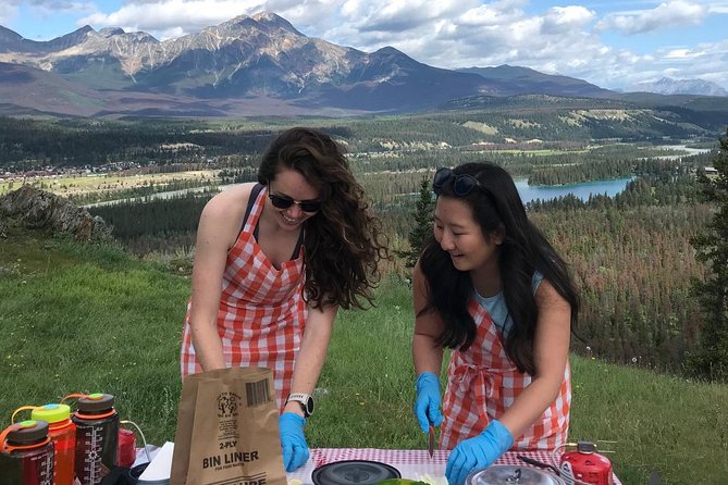 Peak Nic - a Hike and an Outdoor Cooking Lesson - Good To Know