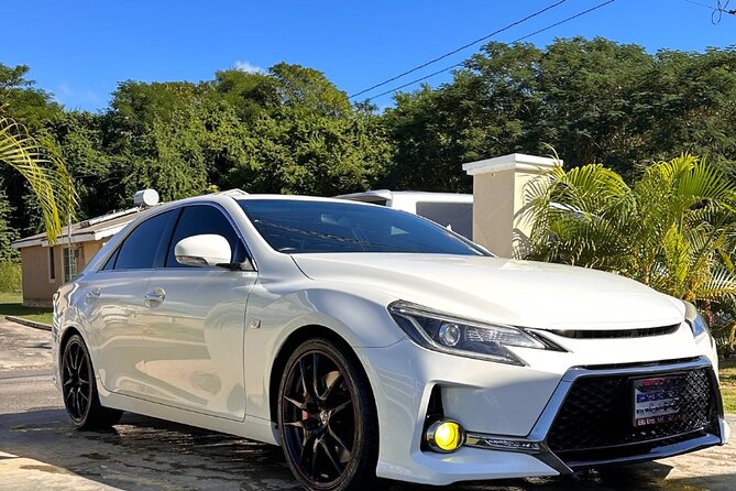 Personalized Luxury VIP Airport Transfer From Montego Bay Airport - Key Points