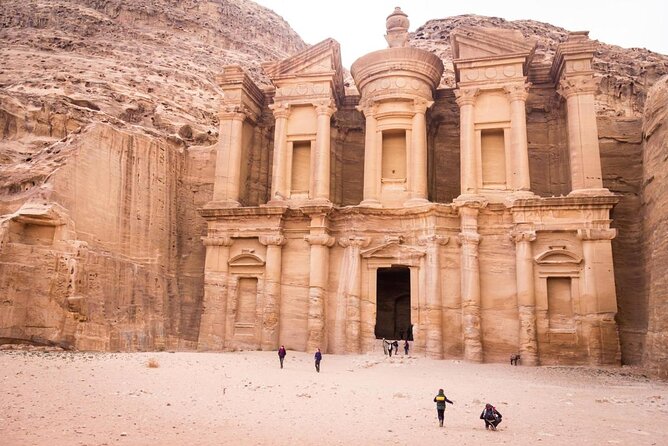 Petra Private Tour From the Dead Sea With Monastery and Lunch