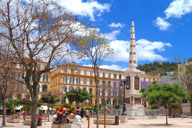 Picasso Roots Private Walking Tour in Central Malaga - Exploring Picassos Childhood Home