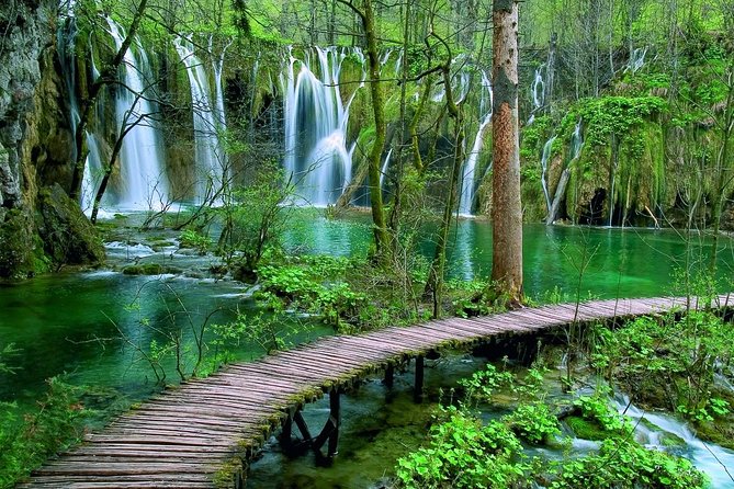 Plitvice Lakes Private Guided Day Trip From Zagreb