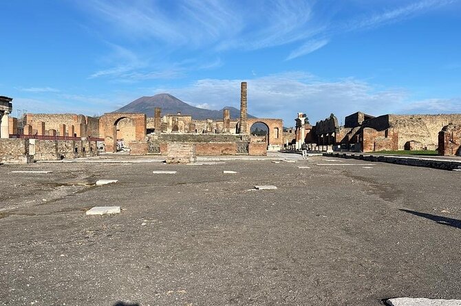 Pompeii From Amalfi Coast Small Group - Key Points