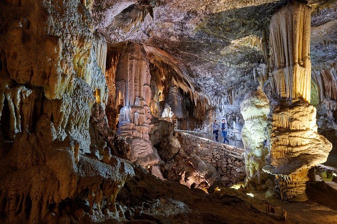 Postojna Cave & Predjama Castle - Key Points