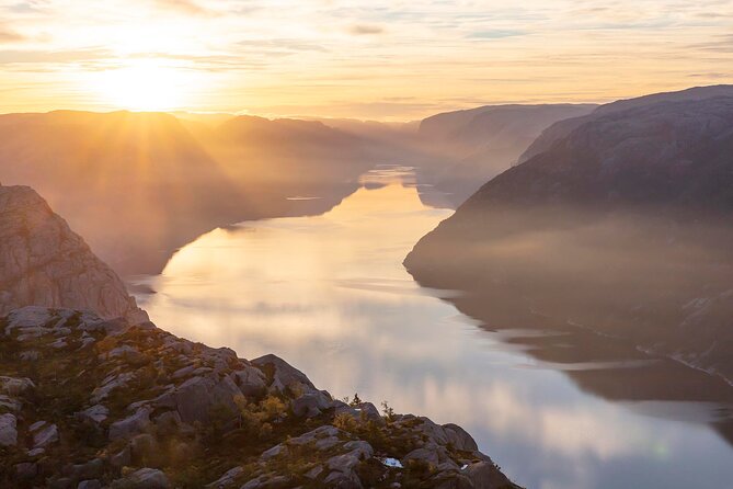 Preikestolen Sunrise Hike And Breakfast Buffet - Good To Know