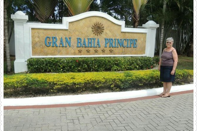 Private Airport Transfer to Bahia Principe Grand Hotel - Key Points