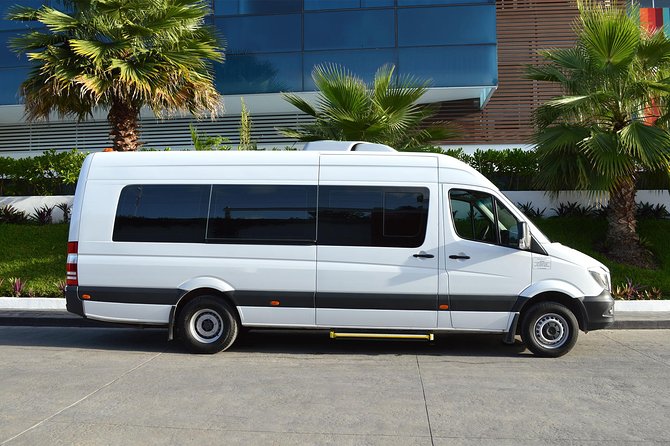 Private Arrival Transfer: Santo Domingo International Airport to Hotels (1 - 4) - Key Points