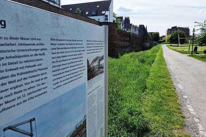 Private Audio Book City Rally Around Duisburg'S Inner Harbour - Key Points