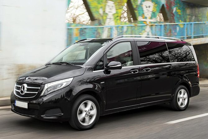 Private Business Class Airport Transfer From Keflavik International Airport - Good To Know