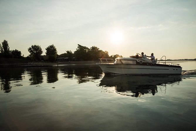 Private Cruise: Murano and San Francesco Del Deserto Islands - Tour Overview