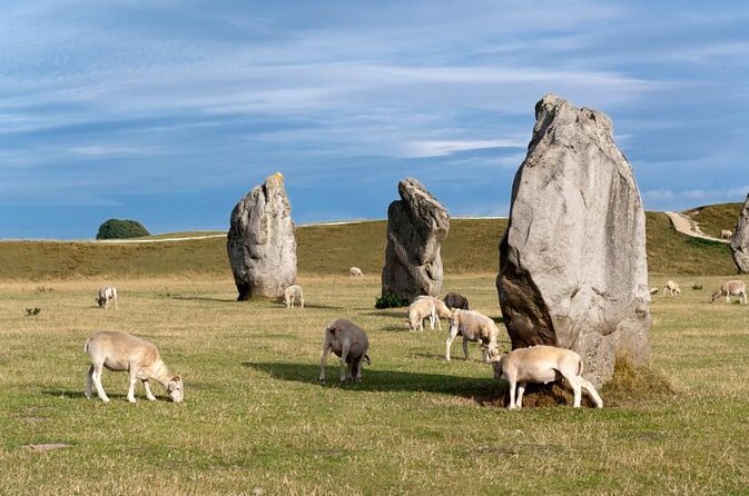 Private Day Tour From Bath to Avebury and Stonehenge With Pickup - Good To Know