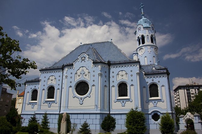 Private Day Trip From Budapest To Bratislava - Tour Features and Inclusions