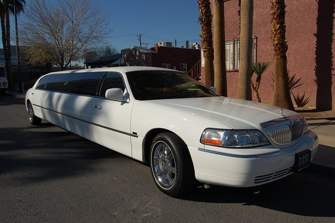Private Las Vegas Airport to Hotel Luxury Limousine Transfer