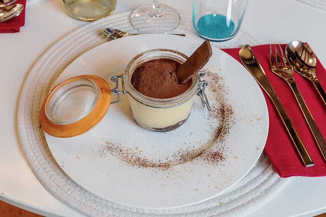 Private Pizza & Tiramisu Class at a Cesarinas Home With Tasting in Brindisi - Key Points