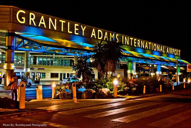 Private Roundtrip Airport Transfer in Barbados Within 23KM to 28KM