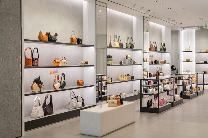 Private Shopping Tour From Ottawa Hotels to Tanger Outlets Ottawa - Good To Know