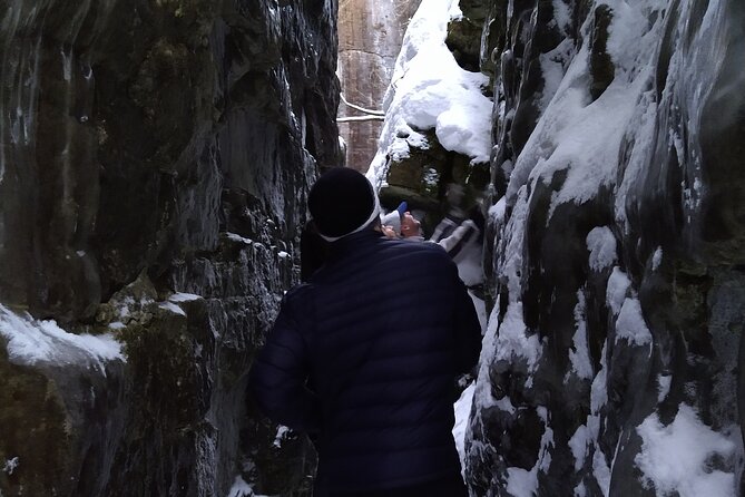 Private Singhampton Caves Snowshoe, Collingwood/Blue Mountain - Good To Know