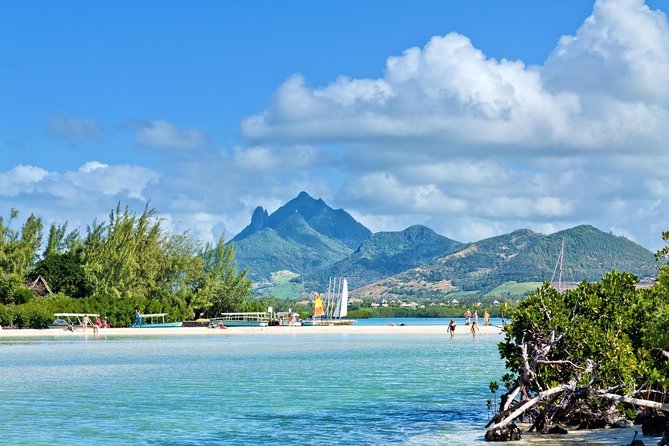 Private Speed Boat to Ile Aux Cerfs Full-Day Incl: Lunch & Transfer - Good To Know