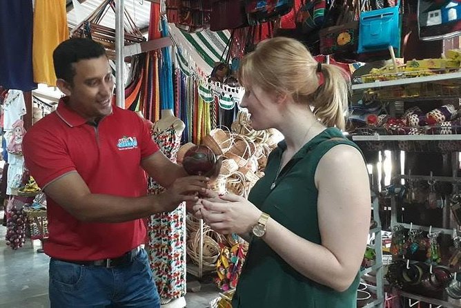 PRIVATE Tour at Granada+Apoyo Lagoon +Handicraft Market+ LAVA Masaya Volcano
