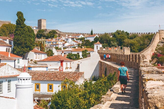 Private Tour in Convertible/Car to Nazaré - Peniche - Óbidos - Key Points