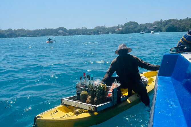 Private Tour of the Cartagena Islands by Sports Boat - Tour Overview