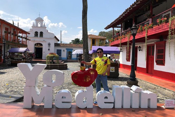 Private Tour of the City of Medellín Combined With Comuna 13 and Graffiti. - Transportation & Accessibility
