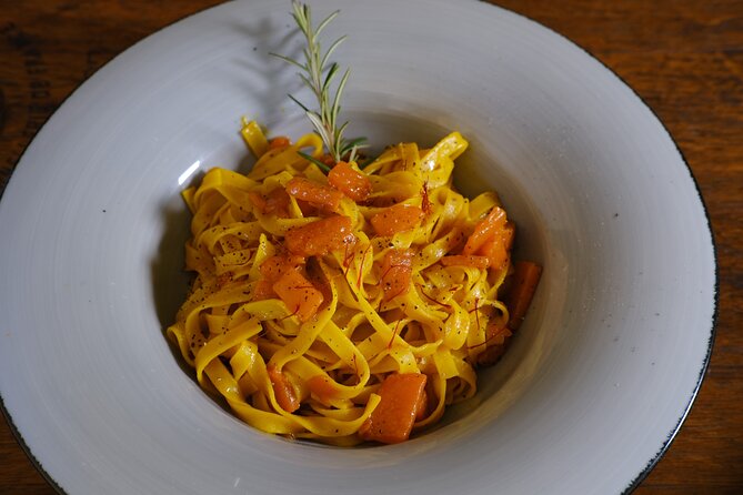Private Wine & Evo Oil Tasting With Saffron Meal - Good To Know