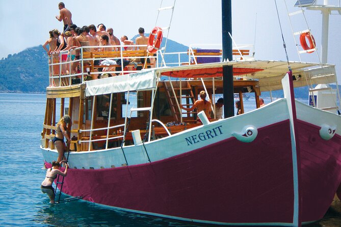 Rent a Boat! (Group Option - Half Day) - Good To Know