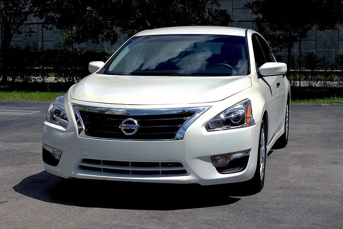 Roundtrip Private Airport Transfer Cancun to Hotel Zone/Downtown - Key Points