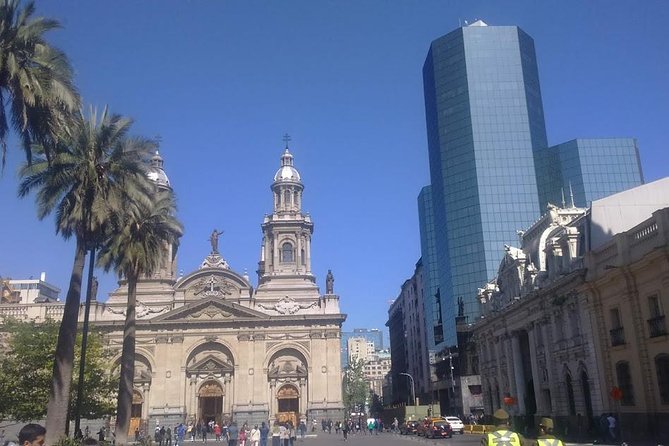 Santiago Private Walking Tour With Lunch - Tour Overview