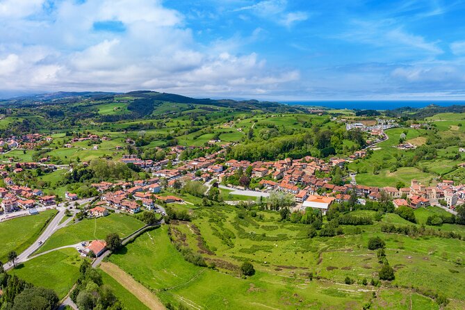 Santillana Del Mar'S Architectural Jewels: a Timeless Journey - Key Points