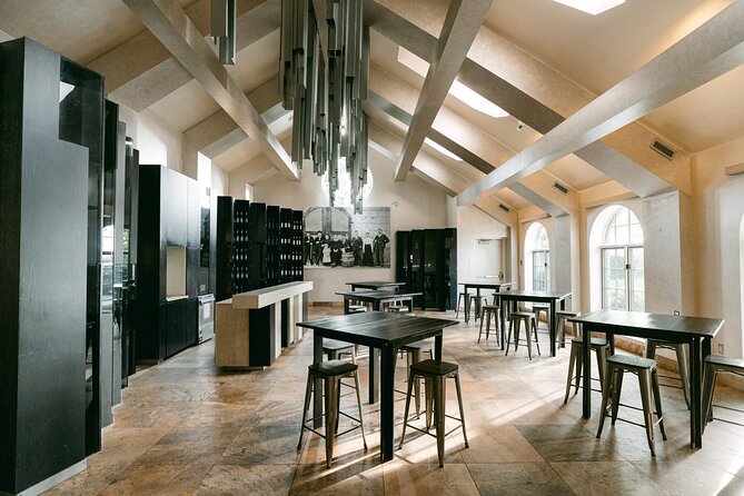 Seated Tasting Experience at Konzelmann Winery - Good To Know
