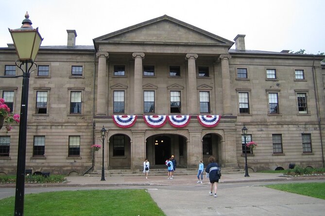 Self-Guided Scavenger Hunt: Birthplace of Confederation - Good To Know