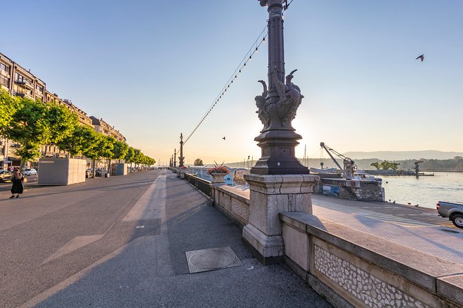 Short and Private Introduction to Geneva Walking Tour - Tour Duration