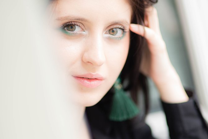 Take Stunning Photos of Yourself While Walking Vienna - Key Points