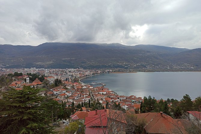 Tirana ⇔ Ohrid, North Macedonia - Service Overview