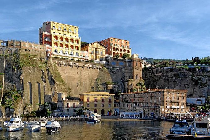 Transfer From Naples to Positano With Stop Sorrento or Vice Versa - Key Points