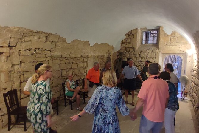 Typical Salento Dance: Pizzica With Aperitif - Good To Know