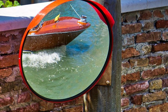 Venice Through the Eyes of a Venetian - Walk and Luxurious Private Water Taxi - Good To Know