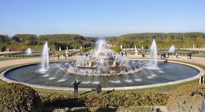 Versailles: Path of the Heroes on Original Electrics 2 Wheels - Good To Know