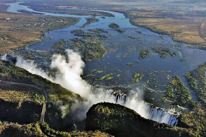 Victoria Falls Airport Transfer to Victoria Falls Town or Hotel